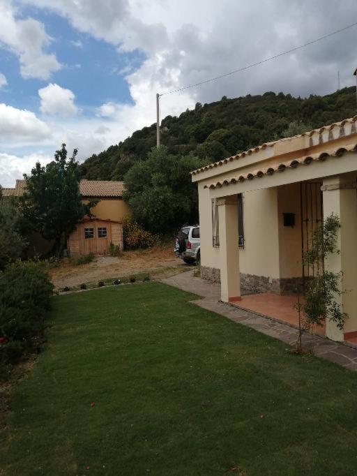 S'Orrosa Casa Vacanze Bifamiliare In Montagna Panorama Stupendo Sardegna Seùlo Екстериор снимка